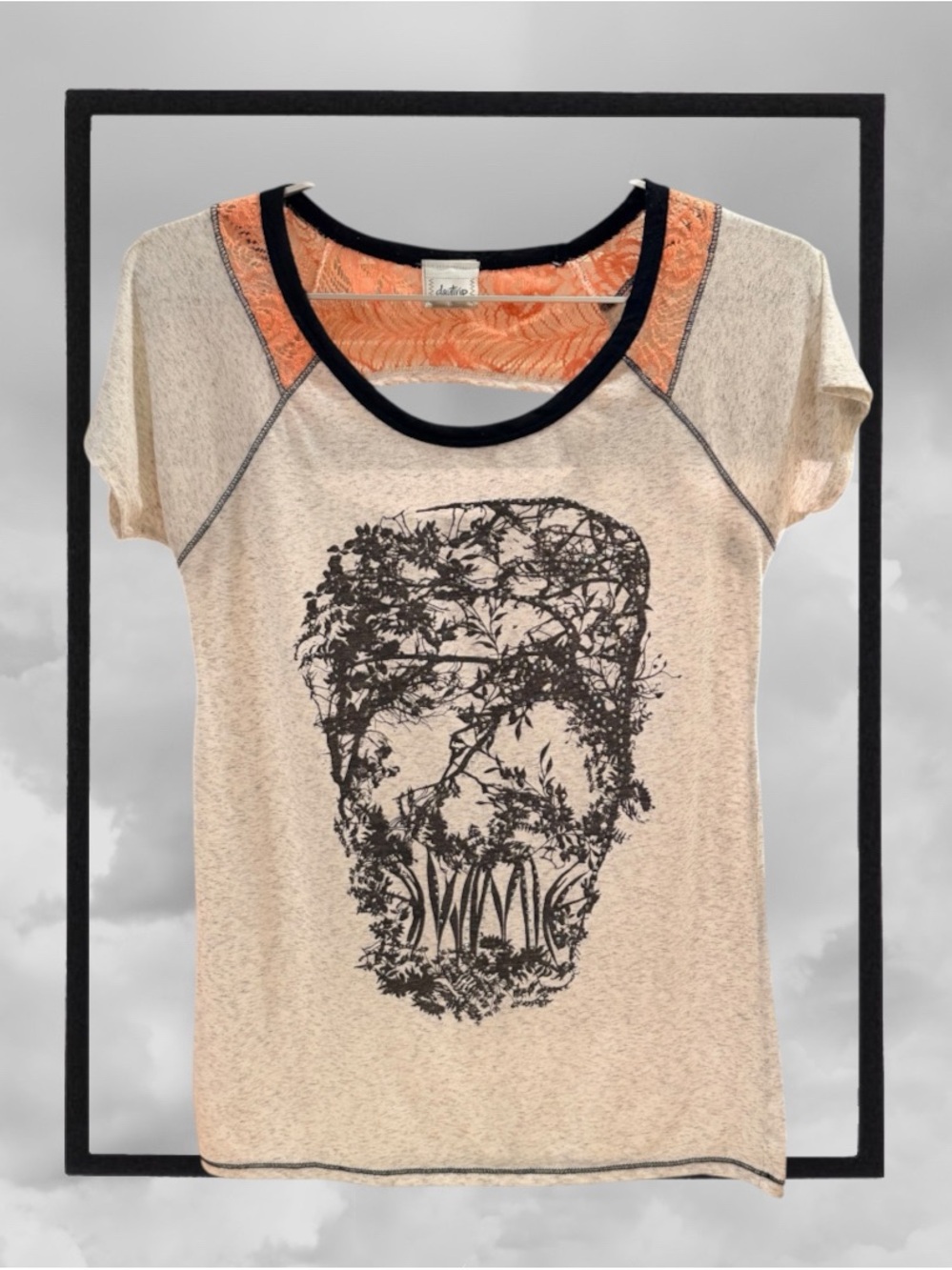 Affliction Baby Tee-Shirt Skull Face Front Laced Back Cutout Size Small